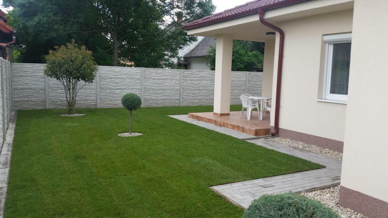 Rekreacny Dom Flora Βίλα Veľký Meder Εξωτερικό φωτογραφία